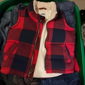 Old navy heavy vest,soft inside,12-18 Mo, my kids wore until they were 3/4yr old